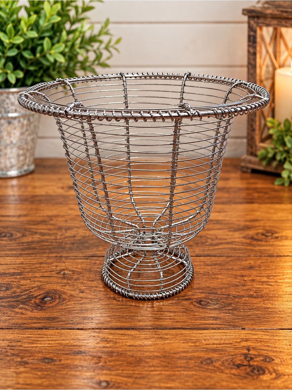 Decorative Wire Fruit Bowl - Silver Wire Pedestal